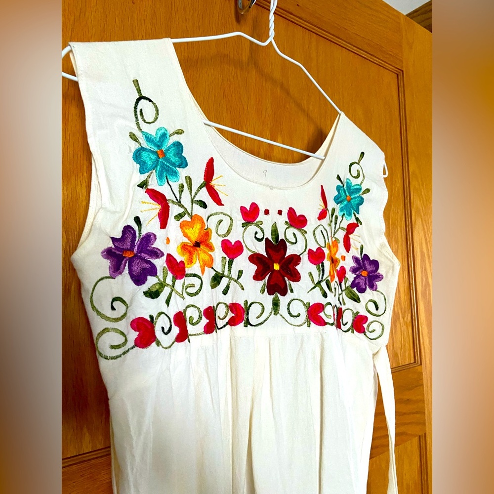 Embroidered Floral Mexican dress